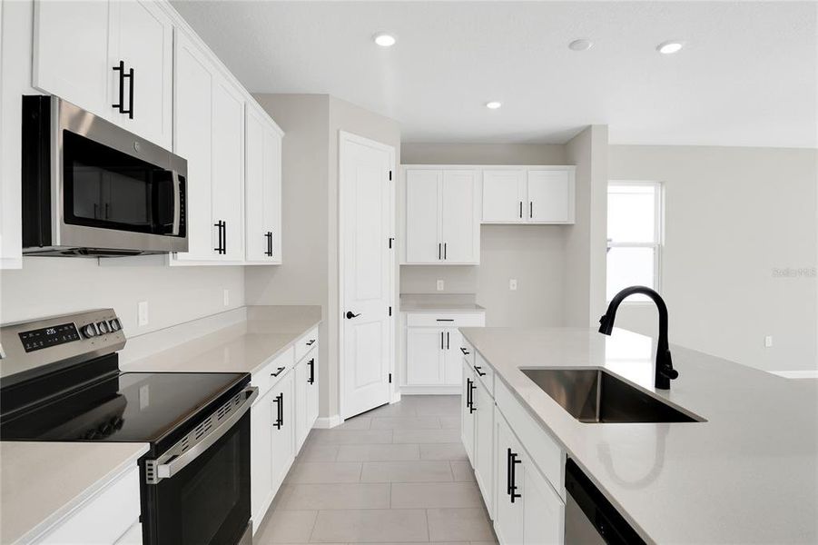 Furnished interior view inside a new home in Seasons at Magnolia Pointe, Umatilla (Image 6). Furnished interior view inside a new home in Seasons at Magnolia Pointe, Umatilla (Image 6).