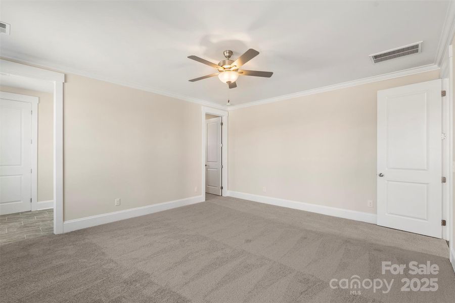 Spacious, unfurnished interior of a new home in Riverwalk, Rock Hill (Image 25).