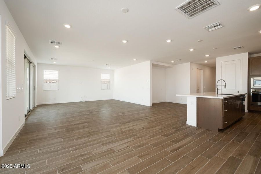 Tri Pointe Terraza 138 - Dining-2MLS Tri Pointe Terraza 138 - Dining-2MLS