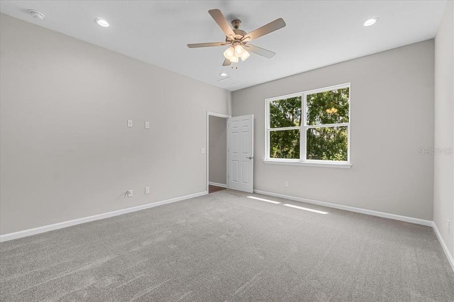 Spacious, unfurnished interior of a new home in , Mulberry (Image 26).