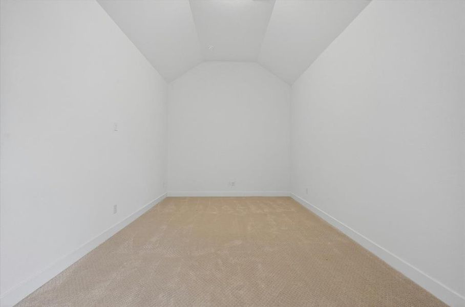 Spacious, unfurnished interior of a new home in Mosaic, Celina (Image 16). Spacious, unfurnished interior of a new home in Mosaic, Celina (Image 16).