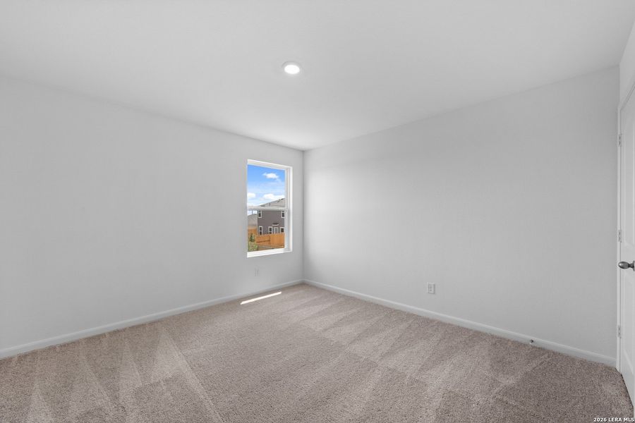 Spacious, unfurnished interior of a new home in , San Antonio (Image 20).