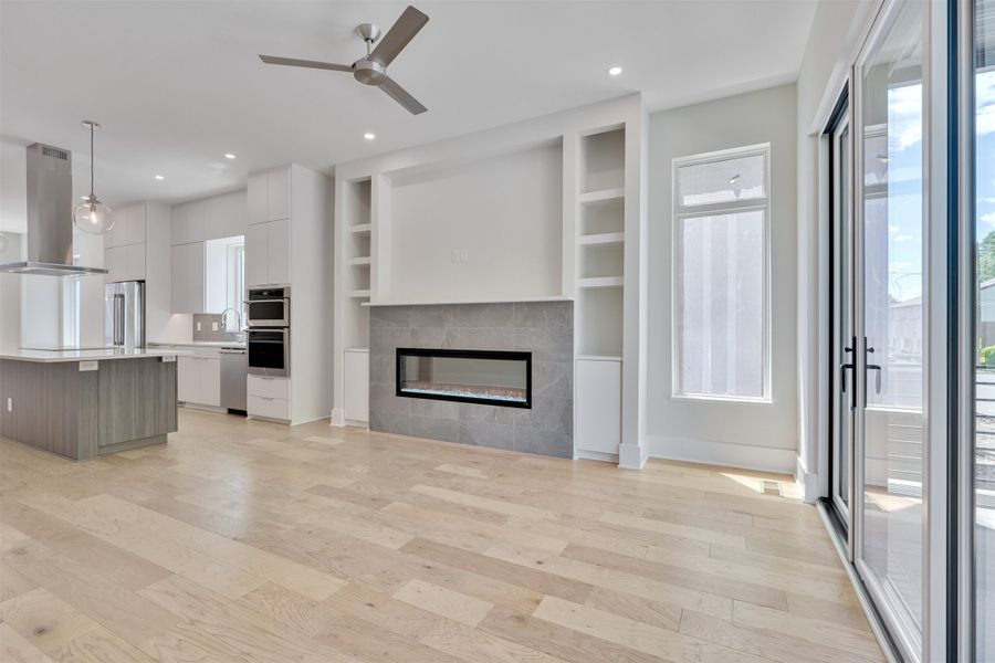 Living Room 10ft Ceilings