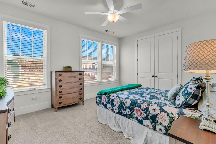 Furnished interior view inside a new home in , Ravenel (Image 38).