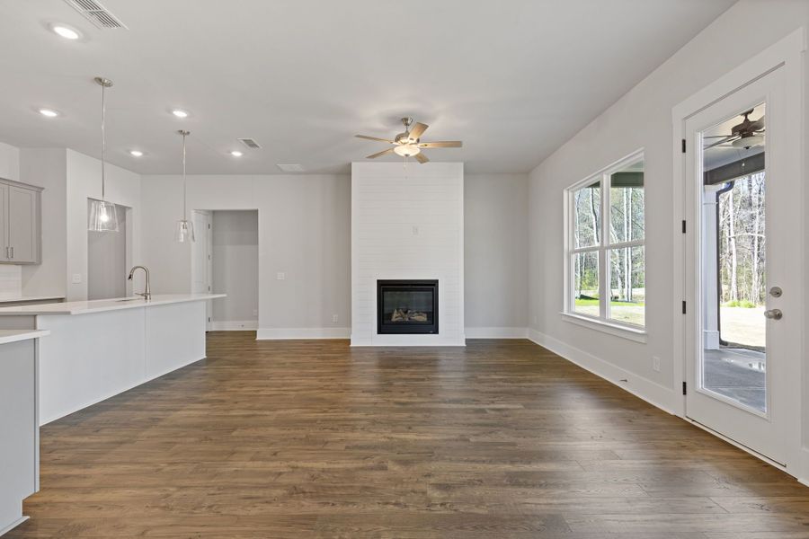Representative unfurnished interior of a home built from the Danbury by Crawford Creek Communities in Red Bird Manor, Jefferson (Image 38).