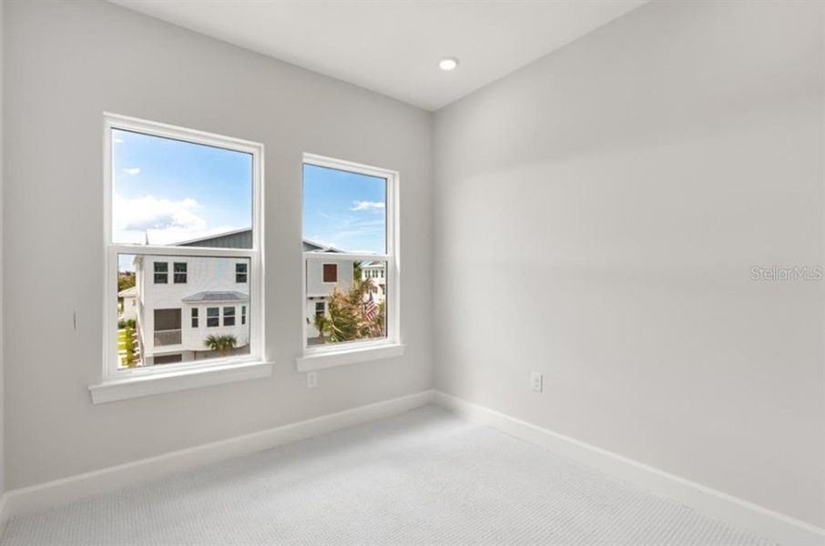Spacious, unfurnished interior of a new home in Seahaven, Punta Gorda (Image 14).