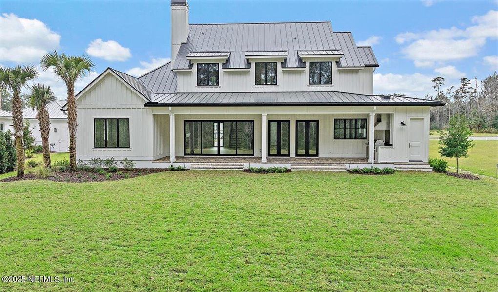 Exterior details and patio area of a home in , Ponte Vedra (Image 31).