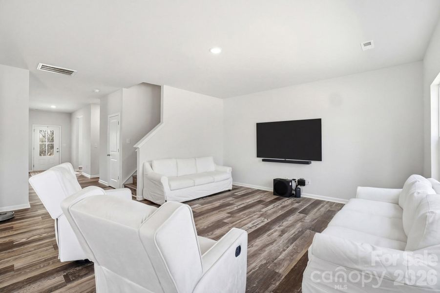 Furnished interior view inside a new home in , Lincolnton (Image 7).