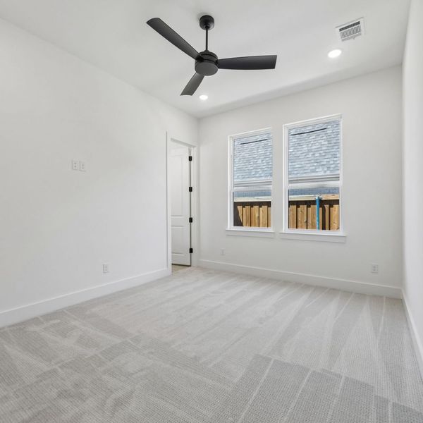 Spacious, unfurnished interior of a new home in StarView, Prosper (Image 65).
