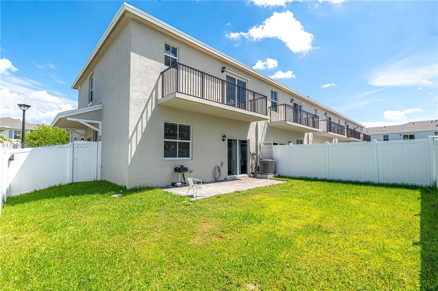 Exterior details and patio area of a home in , Homestead (Image 25).