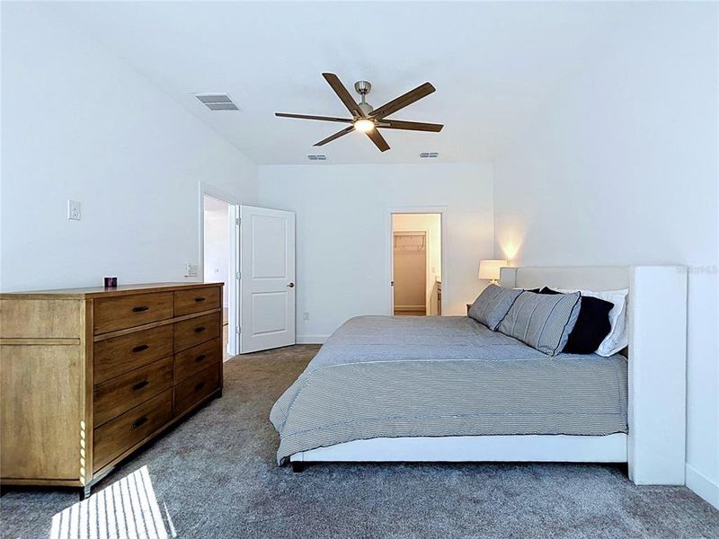 Furnished interior view inside a new home in , Wesley Chapel (Image 14).