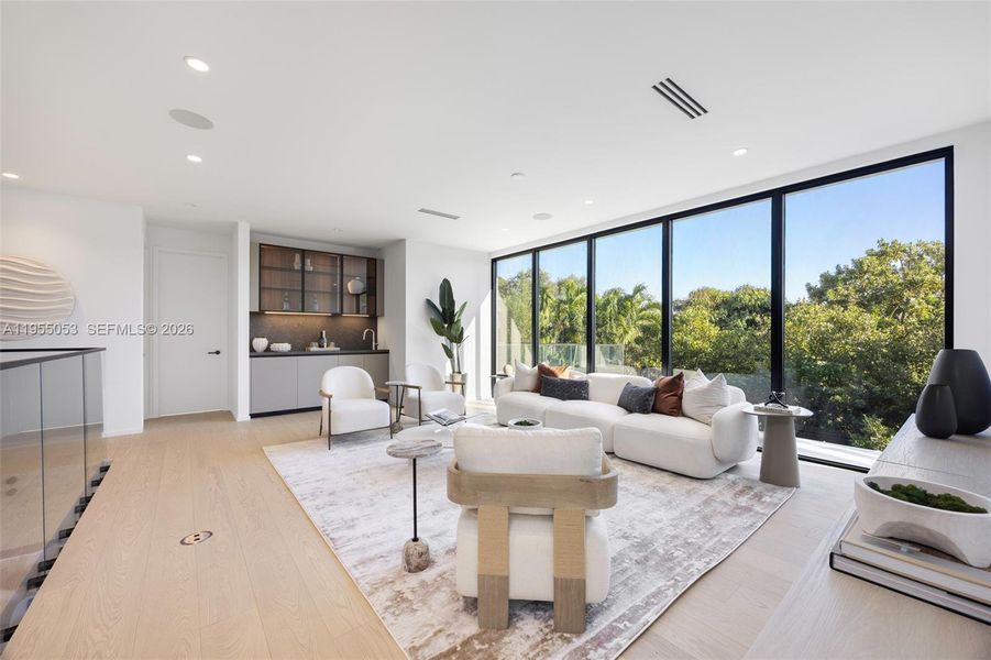 Upstairs great room with Midnight kitchen Upstairs great room with Midnight kitchen