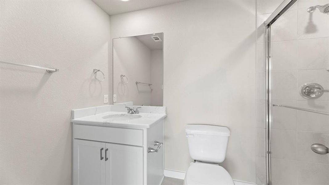 23. 2106 Sunnymede - 3RD Bath 23. 2106 Sunnymede - 3RD Bath