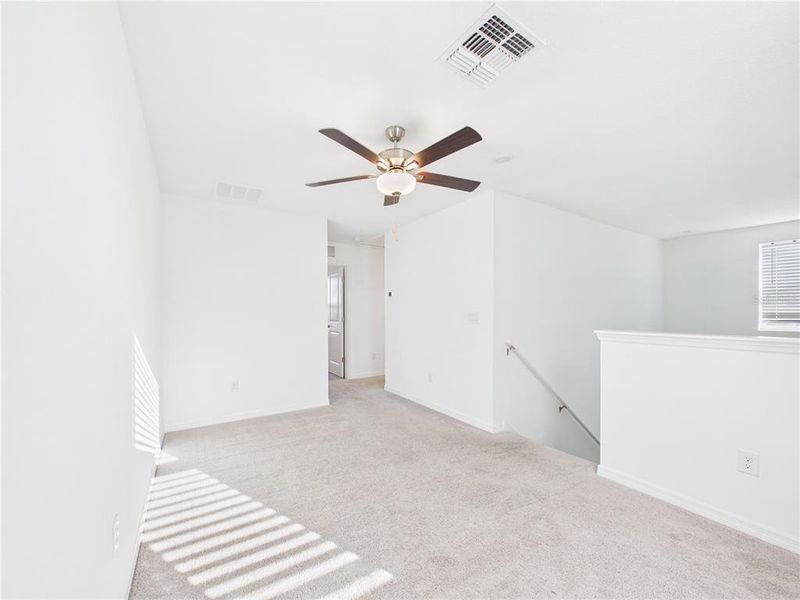 Spacious, unfurnished interior of a new home in Two Rivers, Zephyrhills (Image 33).