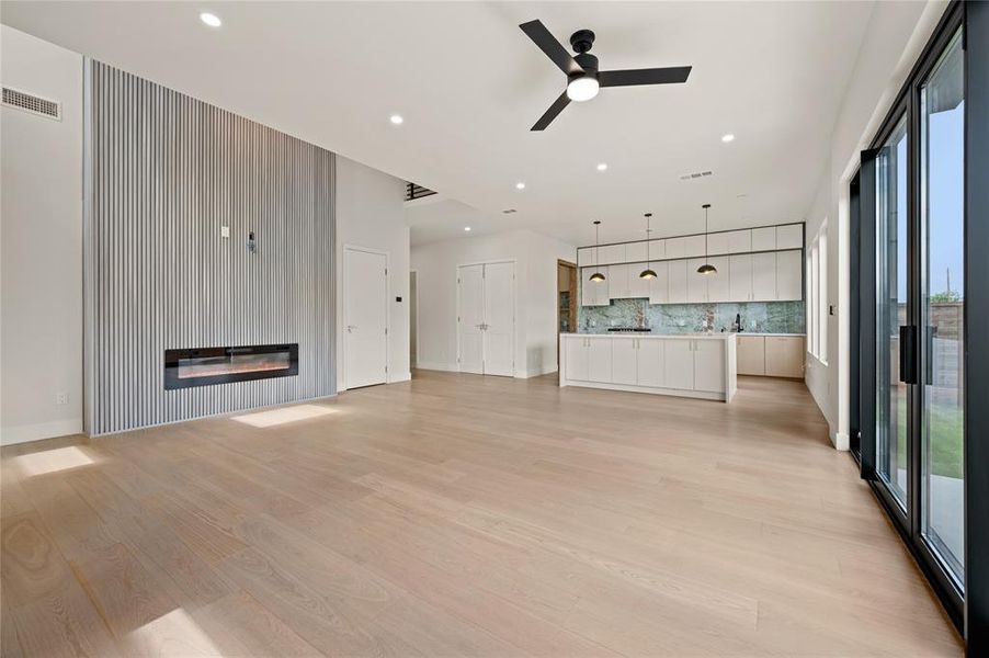 Spacious, unfurnished interior of a new home in , Irving (Image 34). Spacious, unfurnished interior of a new home in , Irving (Image 34).