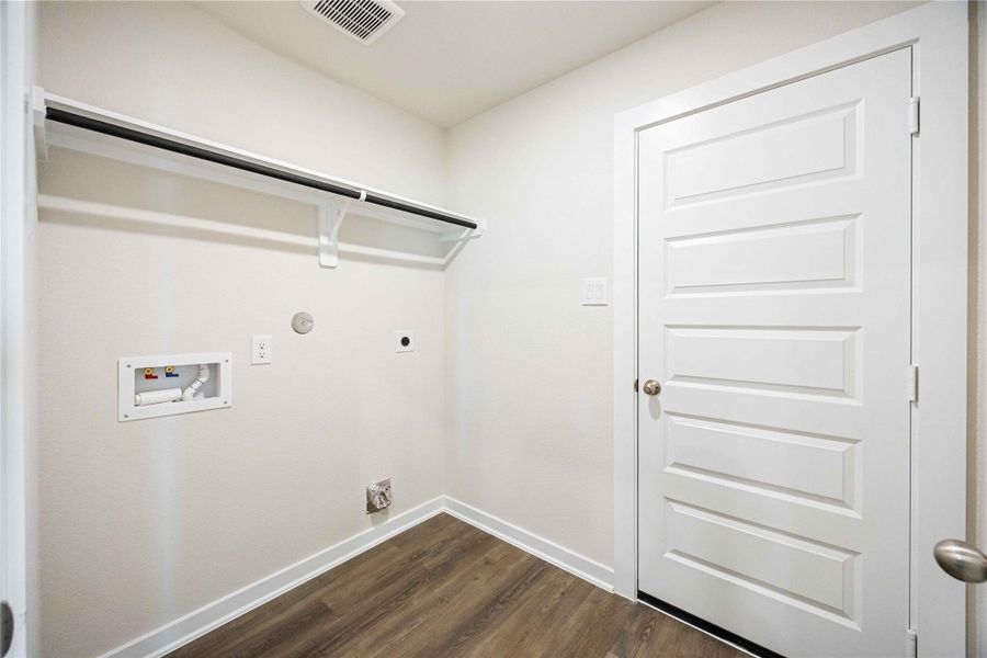 Spacious, unfurnished interior of a new home in Tejas Village, Beasley (Image 24). Spacious, unfurnished interior of a new home in Tejas Village, Beasley (Image 24).
