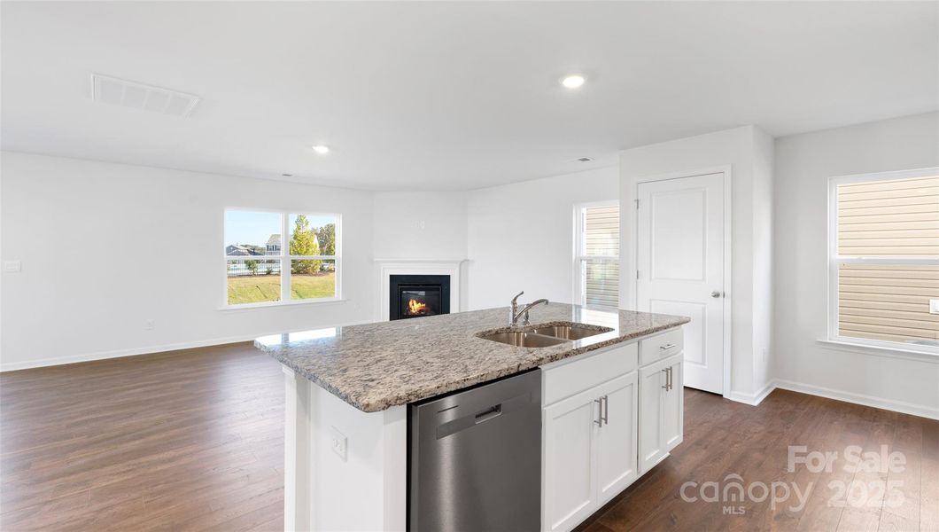 Photos are representative Photos are representative