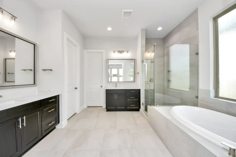 Representative furnished interior of a home built from the Cade by Risewell Homes in Marvida, Cypress (Image 4).