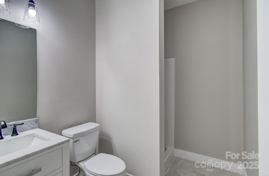 Spacious, unfurnished interior of a new home in , Asheville (Image 17).