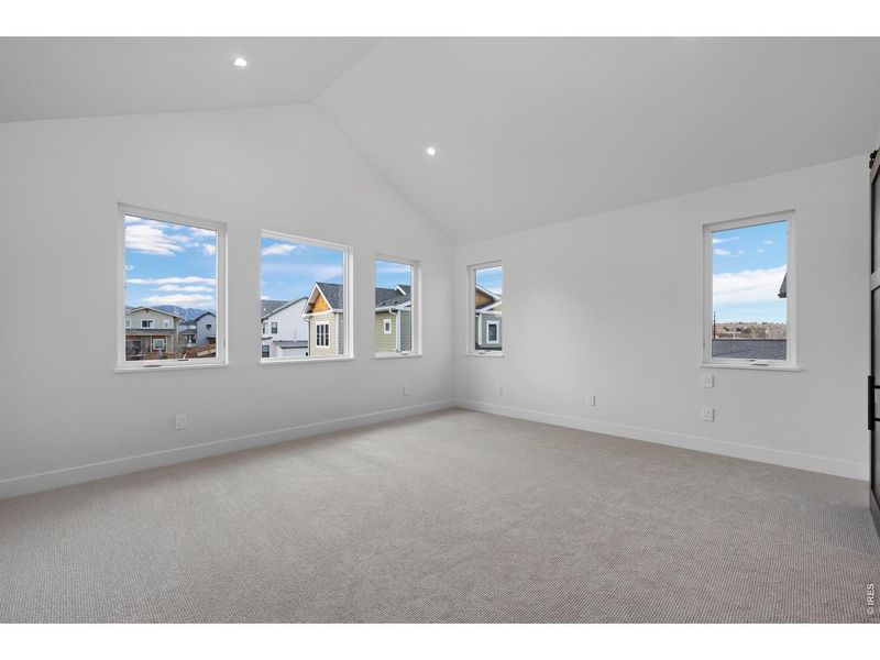 Spacious, unfurnished interior of a new home in , Louisville (Image 27).