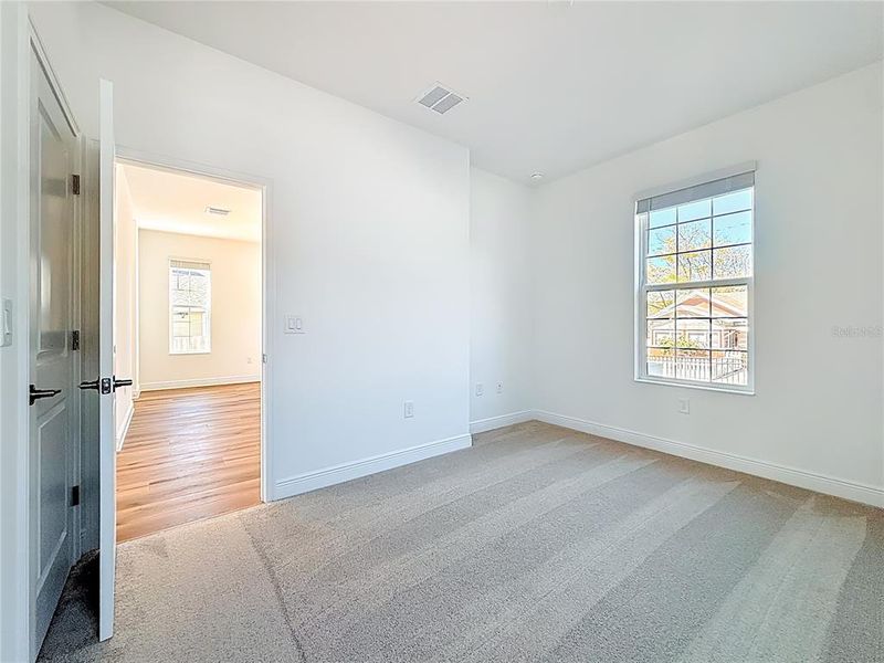 Spacious, unfurnished interior of a new home in , St. Petersburg (Image 51).