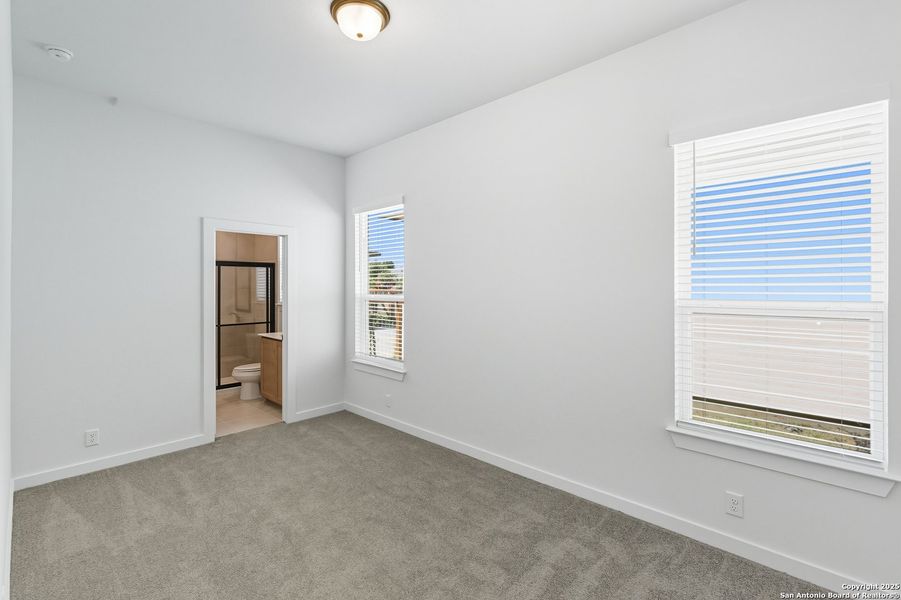 Spacious, unfurnished interior of a new home in The Crossvine – Garden Homes, Schertz (Image 29). Spacious, unfurnished interior of a new home in The Crossvine – Garden Homes, Schertz (Image 29).