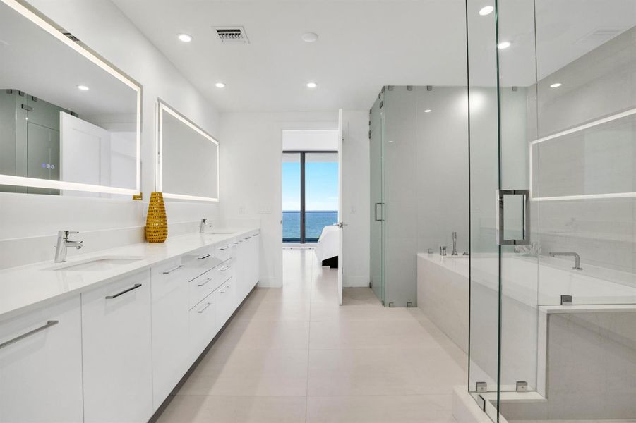 151 N Seabreeze Blvd unit 504-19 151 N Seabreeze Blvd unit 504-19