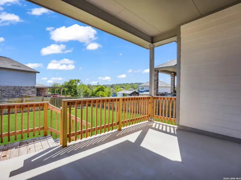 Exterior details and patio area of a home in Comanche Ridge, San Antonio (Image 4).