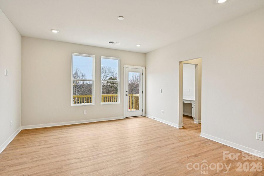 Spacious, unfurnished interior of a new home in Vanguard at Vermillion, Huntersville (Image 23).