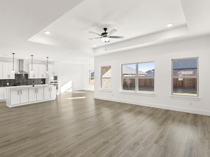 Spacious, unfurnished interior of a new home in Waverly Estates, Nevada (Image 19).