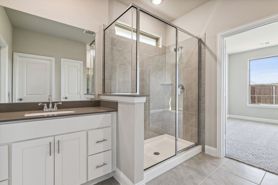 Image 10 representing the Andrew by Megatel Homes in Manors at Woodbridge, Wylie, TX. Image 10 representing the Andrew by Megatel Homes in Manors at Woodbridge, Wylie, TX.