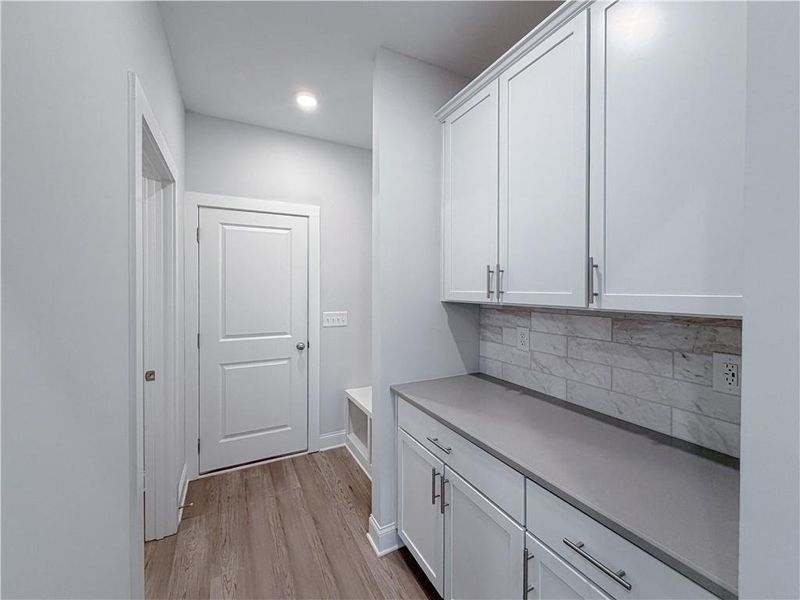 Furnished interior view inside a new home in , Dallas (Image 9).
