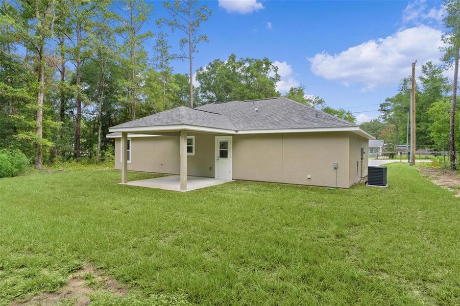 Exterior details and patio area of a home in , Ocklawaha (Image 4). Exterior details and patio area of a home in , Ocklawaha (Image 4).
