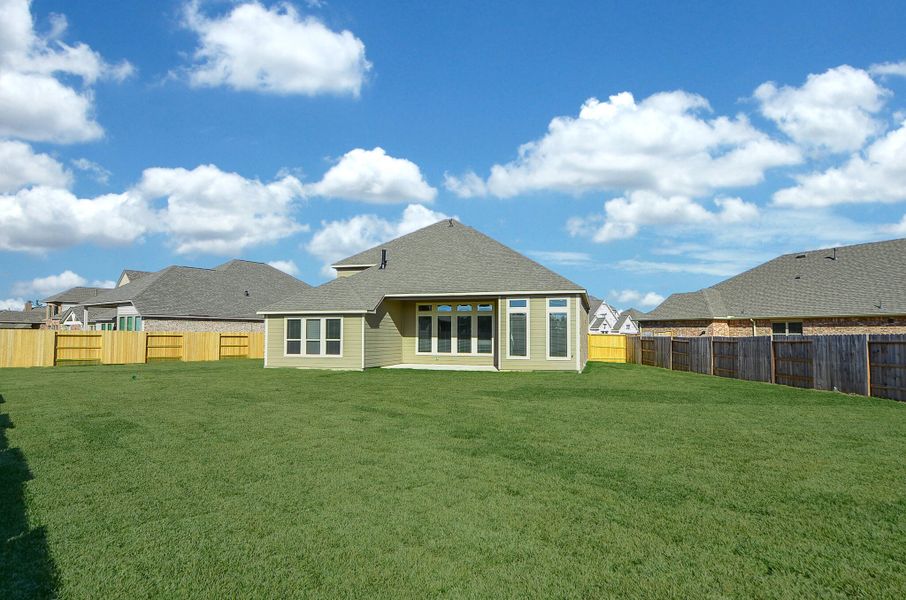 Representative exterior details of a home built from the Floor Plan 2922 by Colina Homes in Grand Magnolia, Magnolia (Image 25).
