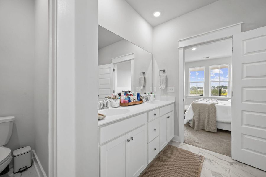 Furnished interior view inside a new home in Carnes Crossroads, Summerville (Image 47). Furnished interior view inside a new home in Carnes Crossroads, Summerville (Image 47).