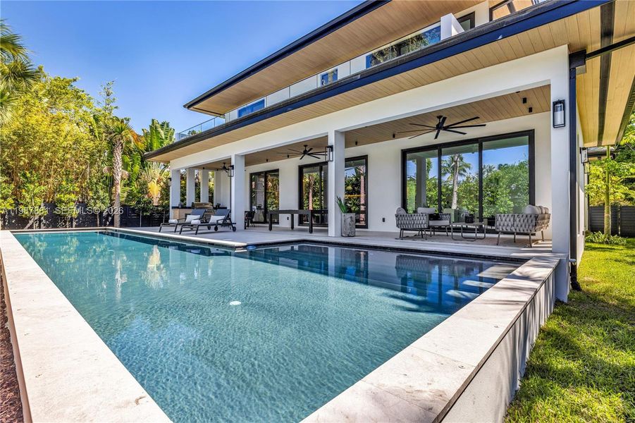 Exterior details and patio area of a home in , Miami (Image 39).