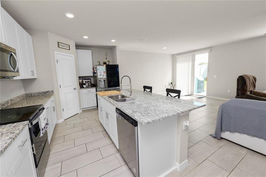 Furnished interior view inside a new home in The Reserve at Van Oaks, Auburndale (Image 29). Furnished interior view inside a new home in The Reserve at Van Oaks, Auburndale (Image 29).