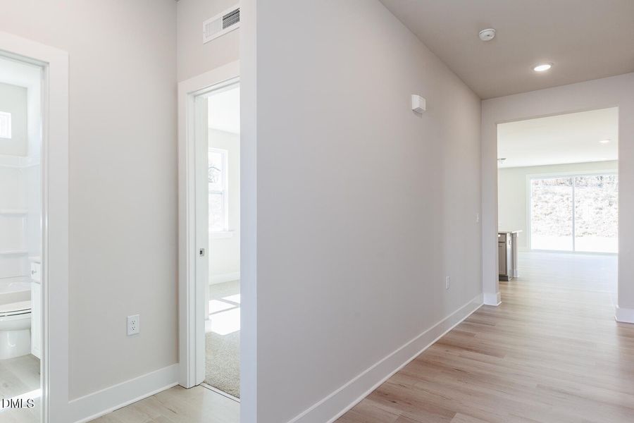 RDU_Stonebarrow_Lot 8_Glades (14).