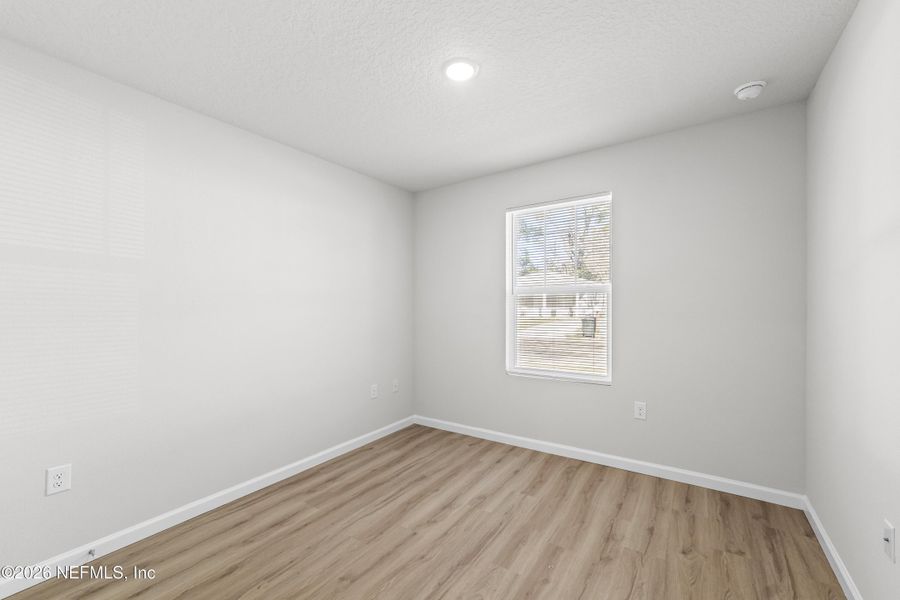 Spacious, unfurnished interior of a new home in , Jacksonville (Image 21).