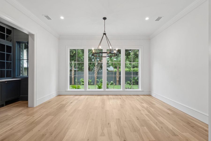 Spacious, unfurnished interior of a new home in , Mount Pleasant (Image 69).