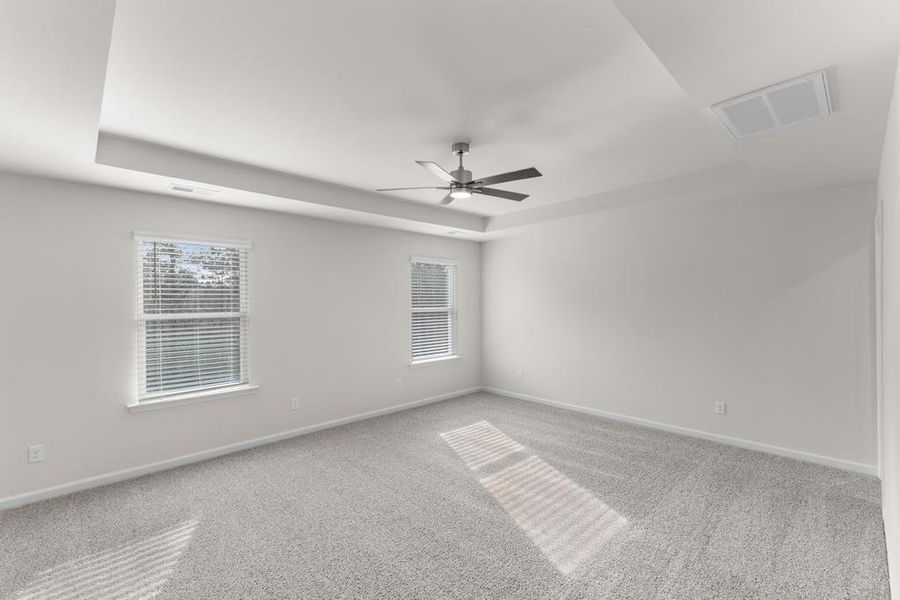 Spacious, unfurnished interior of a new home in Hitchcock Preserve 43', Aiken (Image 15).