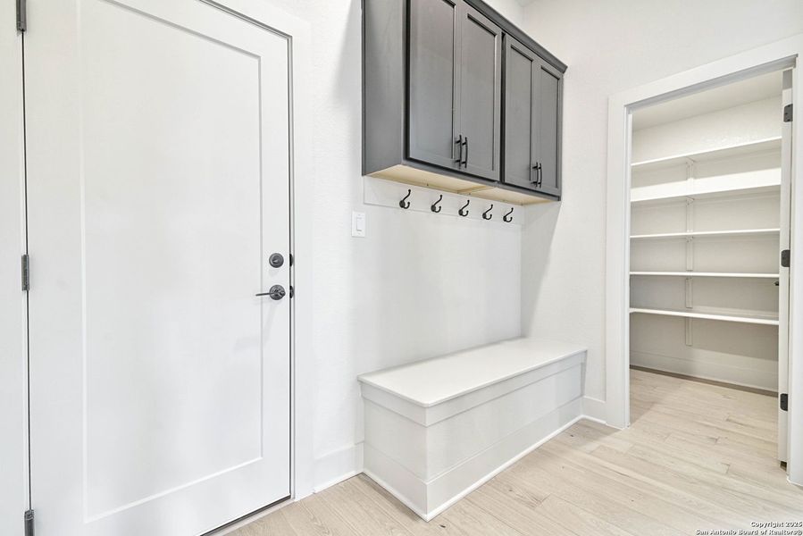 Image 25 of a home in Kinder Ranch 70's.