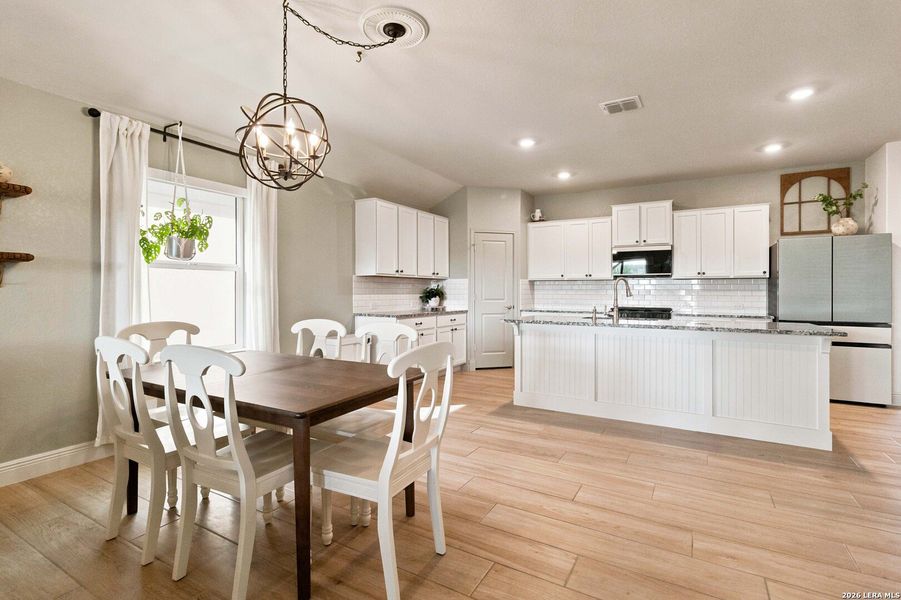 Furnished interior view inside a new home in Copper Canyon, Bulverde (Image 18).