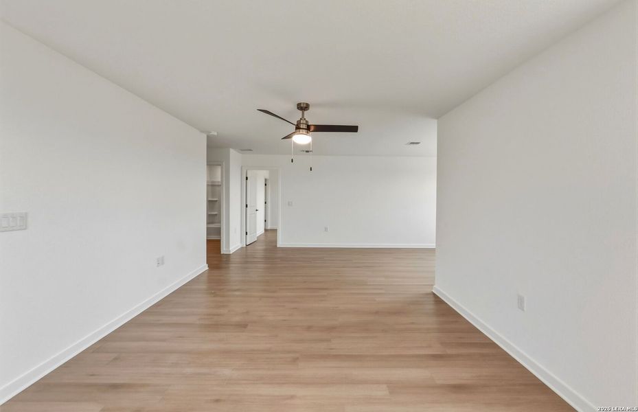 Spacious, unfurnished interior of a new home in , New Braunfels (Image 15).