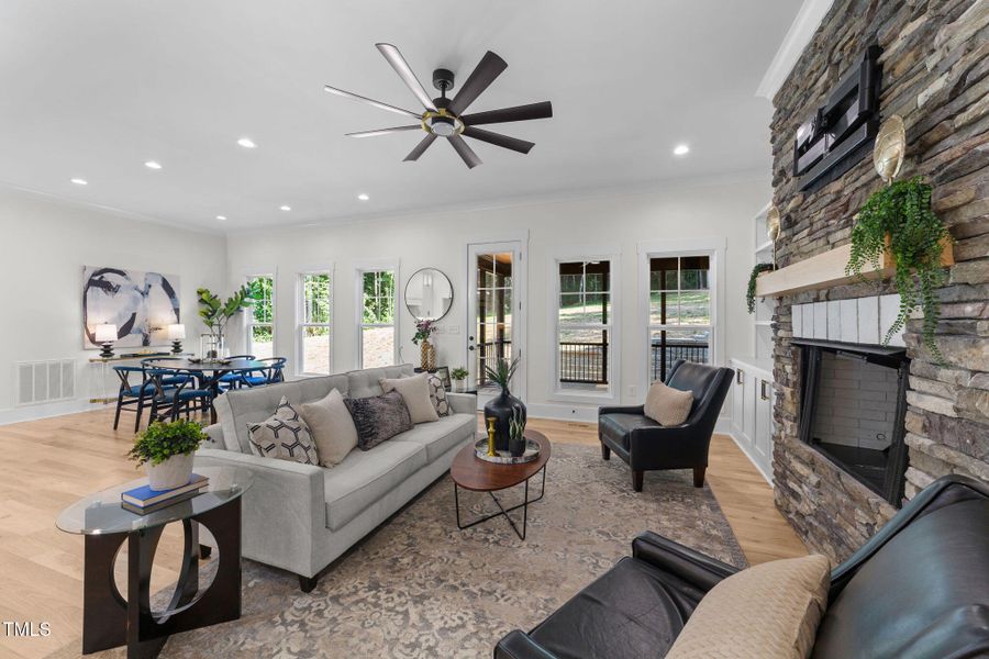 42-web-or-mls-VB4A8824