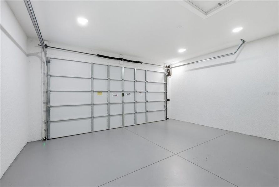 Spacious, unfurnished interior of a new home in , North Port (Image 21). Spacious, unfurnished interior of a new home in , North Port (Image 21).