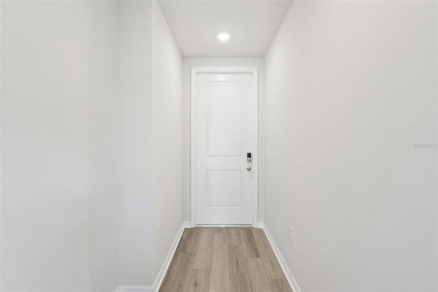 Spacious, unfurnished interior of a new home in Crescent Lakes - Premier Series, Punta Gorda (Image 17).