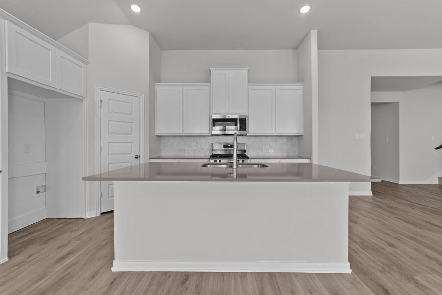 Representative furnished interior of a home built from the Lancaster by Cambridge Homes in Tinsley Meadows, Van Alstyne (Image 11). Representative furnished interior of a home built from the Lancaster by Cambridge Homes in Tinsley Meadows, Van Alstyne (Image 11).