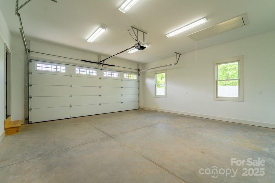 Spacious, unfurnished interior of a new home in , Clyde (Image 27).