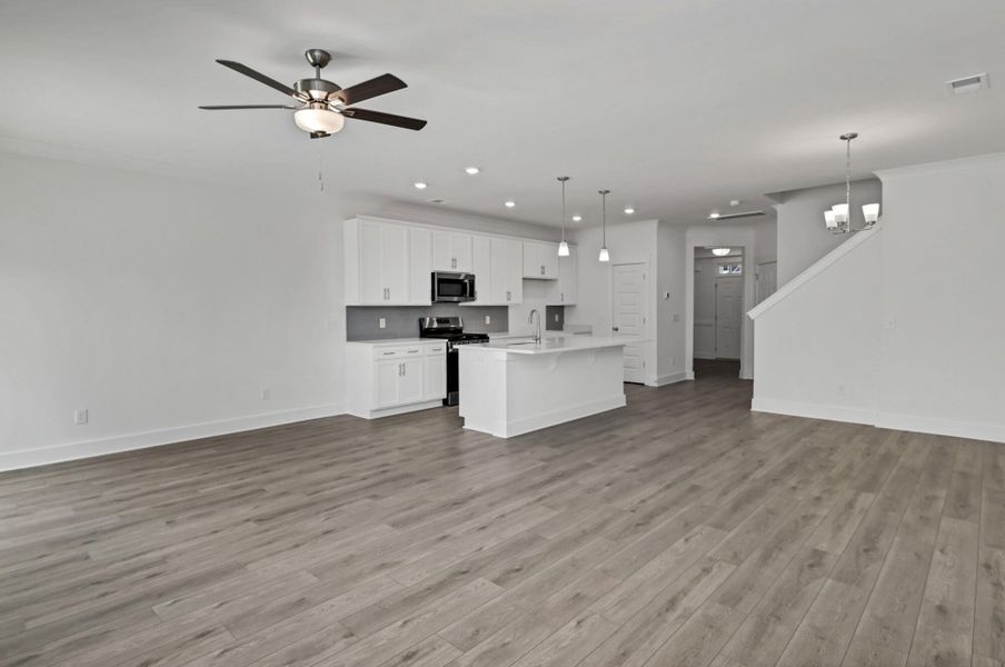 Spacious, unfurnished interior of a new home in Lake Carolina Townhomes, Columbia (Image 23).